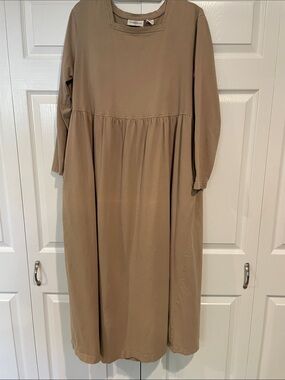 Women's Nordstrom Long Sleeve Midi Dress in Taupe